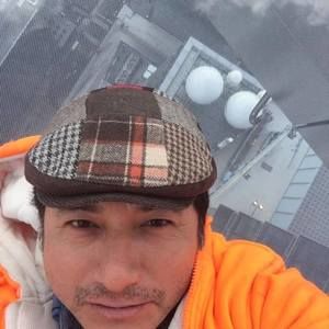 Meet your Posher, Eddy